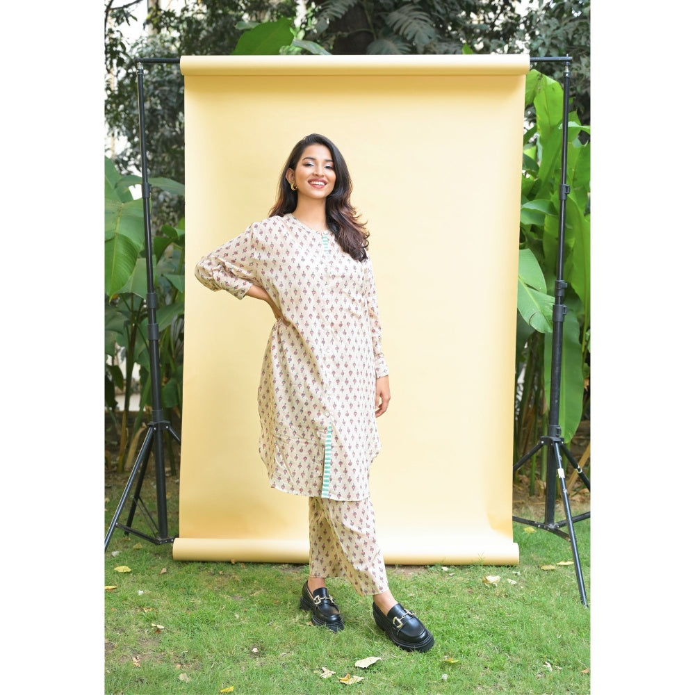 PANTS AND PAJAMAS Kai Beige Block Printed Cotton Tunic Shirt