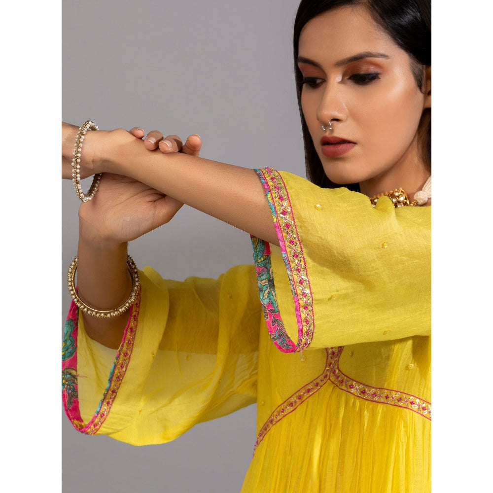PANTS AND PAJAMAS Yellow Chanderi Kurta With Pant & Dupatta (Set of 3)