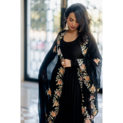 Paulmi Harsh Black Anarkali with Chudi Sleeves (Set of 3)