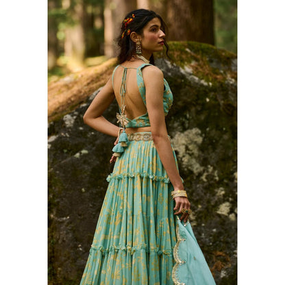 Paulmi & Harsh Tea Pot Bagh Print Lehenga (Set of 4)