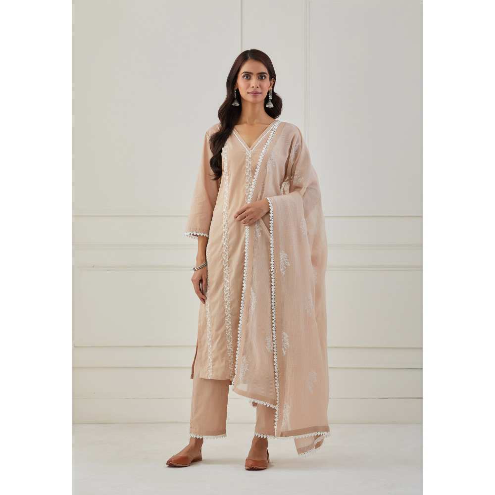 Priya Chaudhary Beige Dupatta