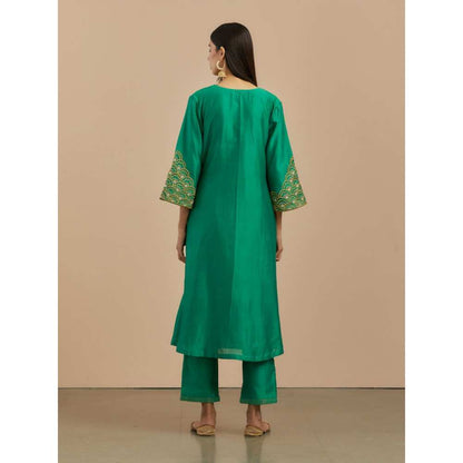 Priya Chaudhary Green Organza Dupatta