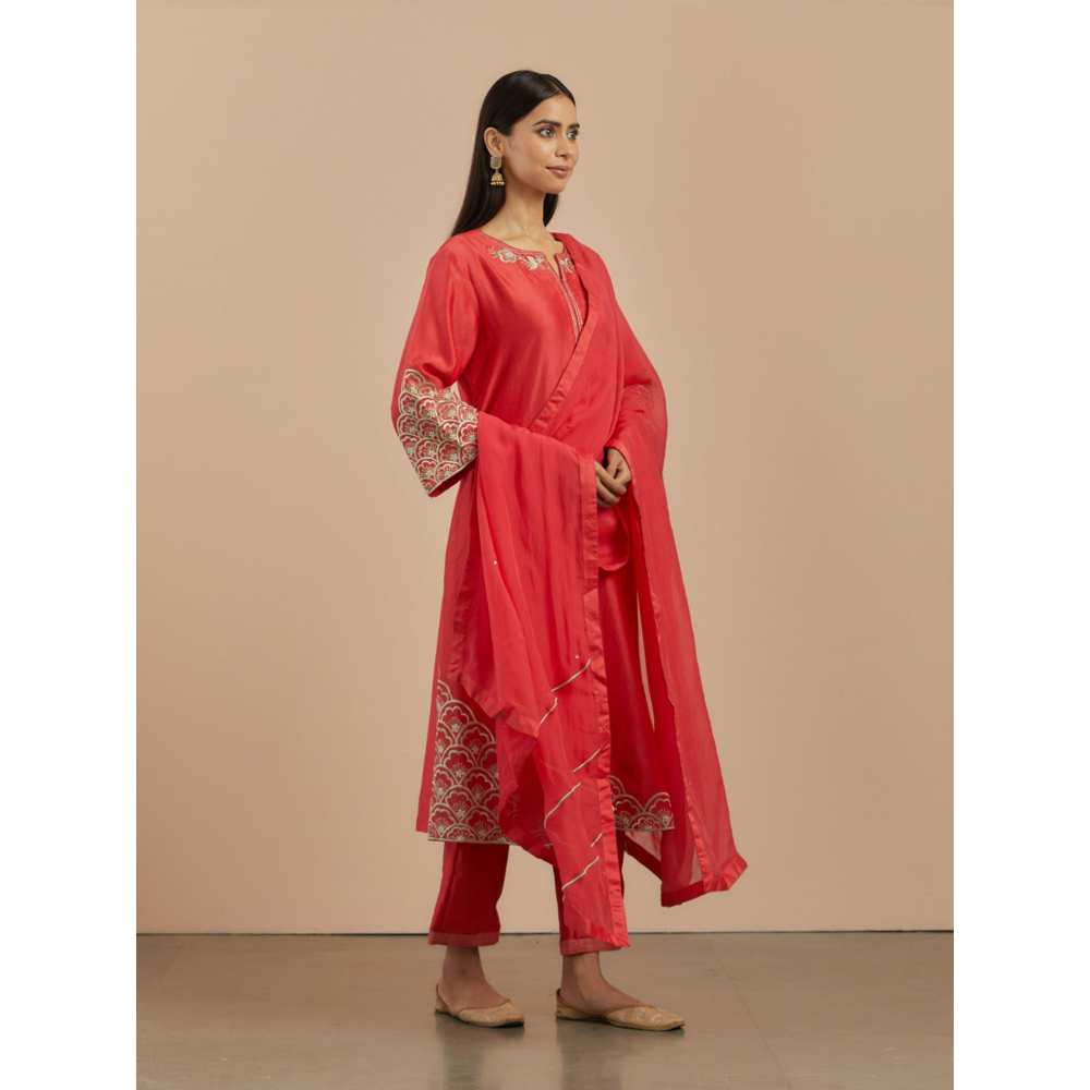 Priya Chaudhary Red Organza Dupatta