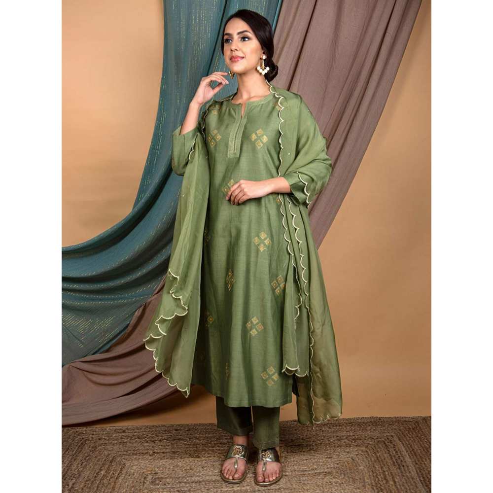 Priya Chaudhary Green Dupatta