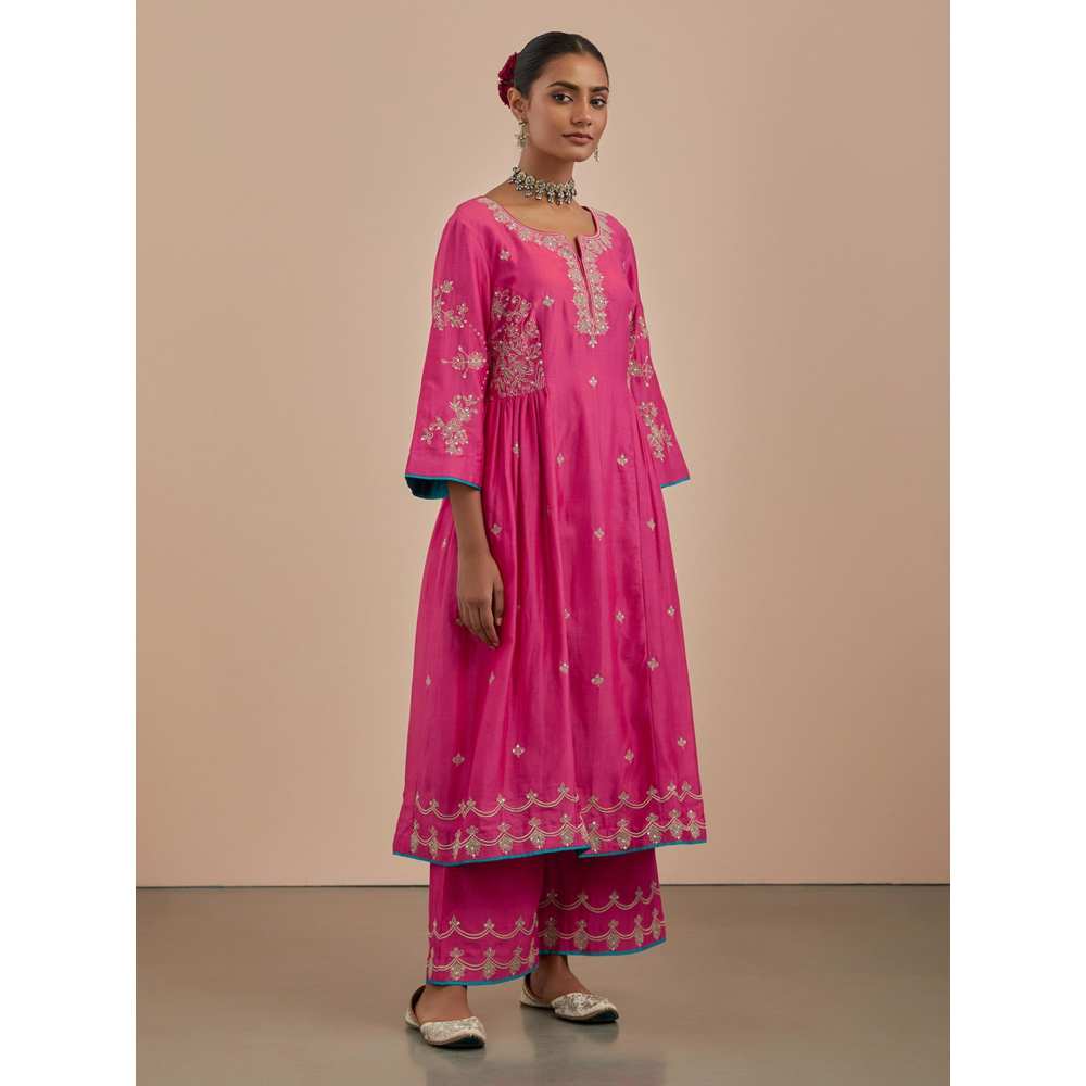 Priya Chaudhary Pink Embroidered Chanderi Silk Kurta