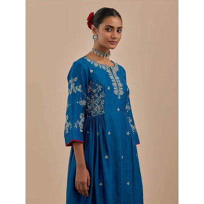 Priya Chaudhary Blue Embroidered Chanderi Silk Kurta
