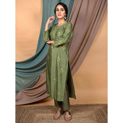 Priya Chaudhary Green Pants