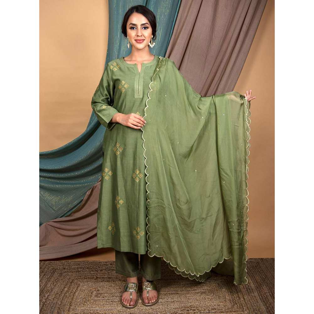 Priya Chaudhary Green Pants