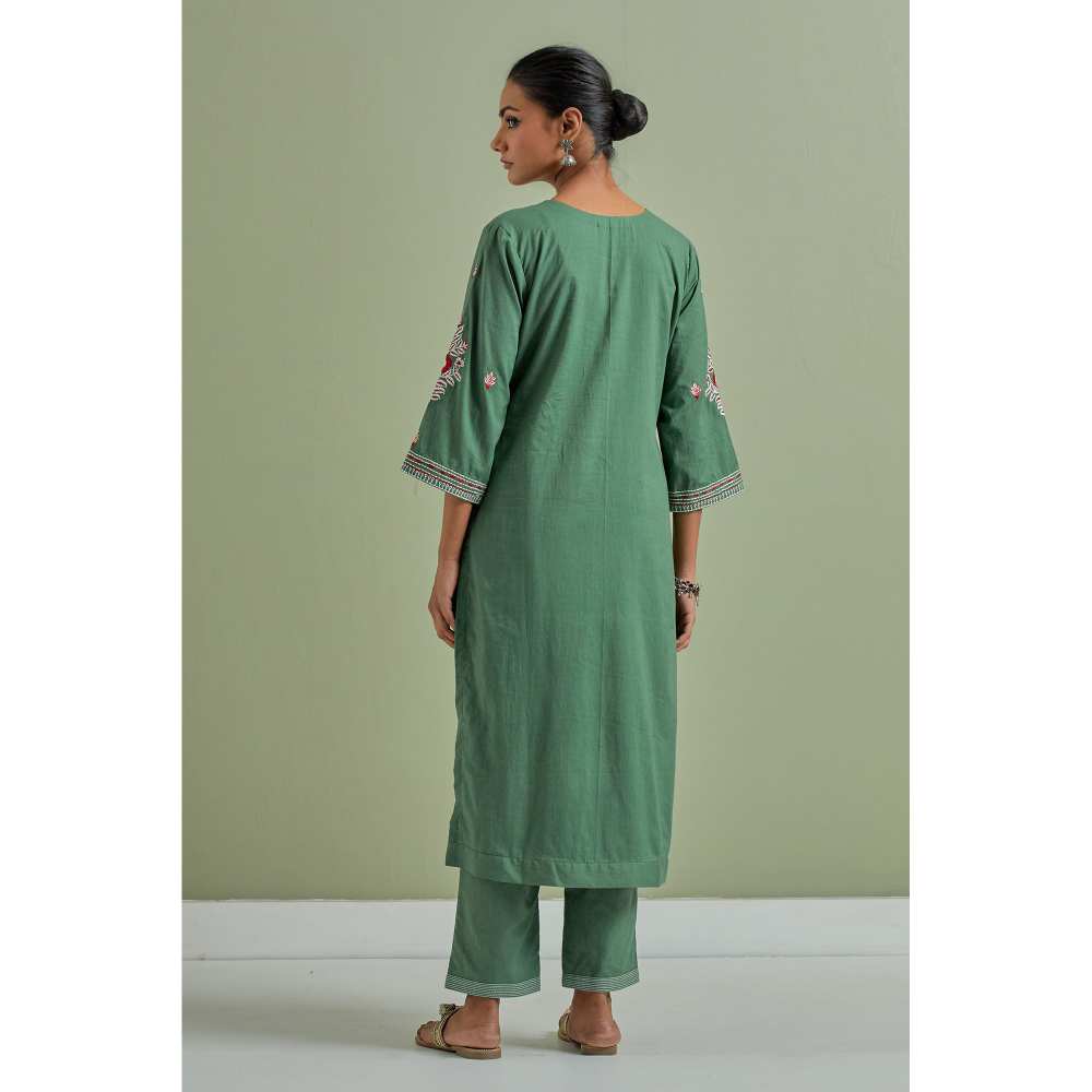 Priya Chaudhary Cotton Embroidered Green Kurta with Pant (Set of 2)