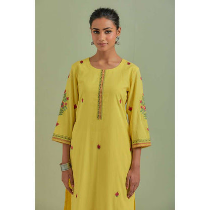 Priya Chaudhary Cotton Embroidered Yellow Kurta