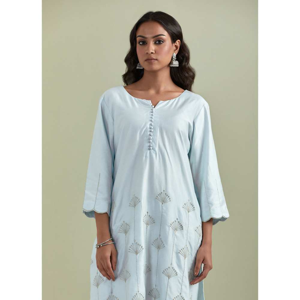 Priya Chaudhary Chanderi Embroidered Powder Blue Kurta with Pant and Dupatta (Set of 3)