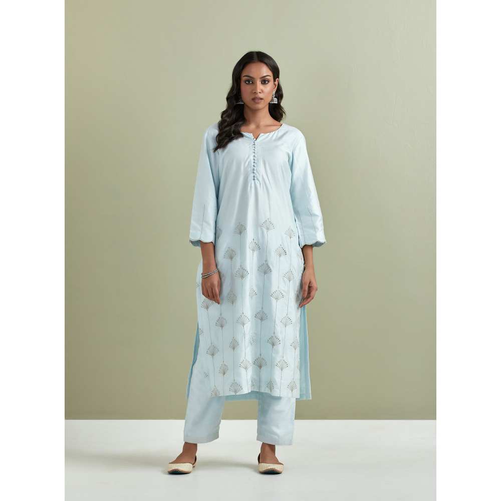 Priya Chaudhary Chanderi Embroidered Powder Blue Kurta with Pant and Dupatta (Set of 3)