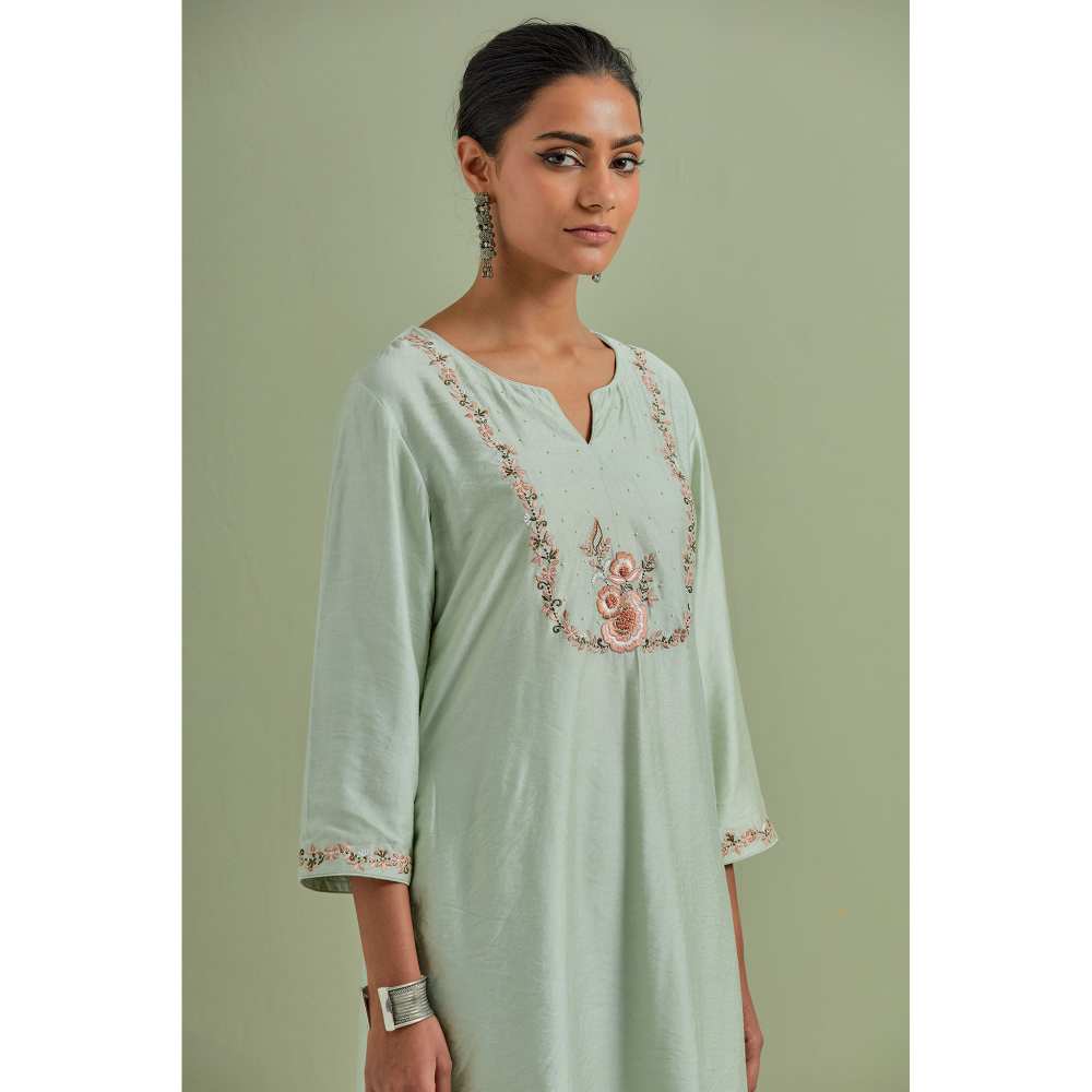 Priya Chaudhary Embroidered Green Kurtas