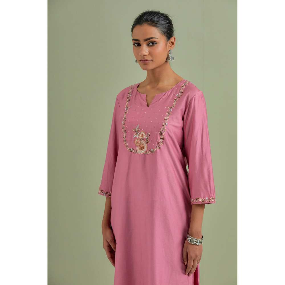 Priya Chaudhary Embroidered Pink Kurtas (Set of 3)