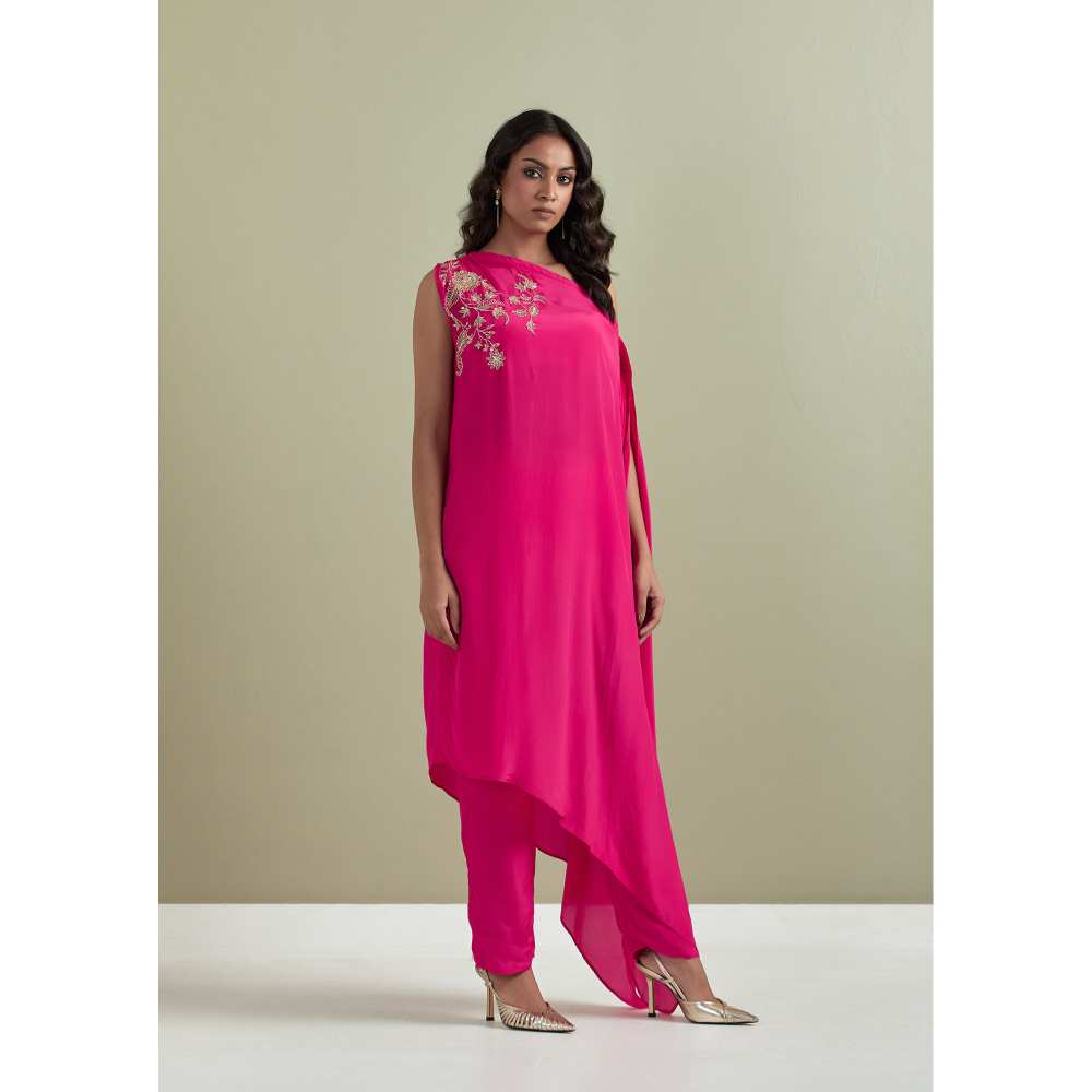 Priya Chaudhary Pink Embroidered Crepe Kurta