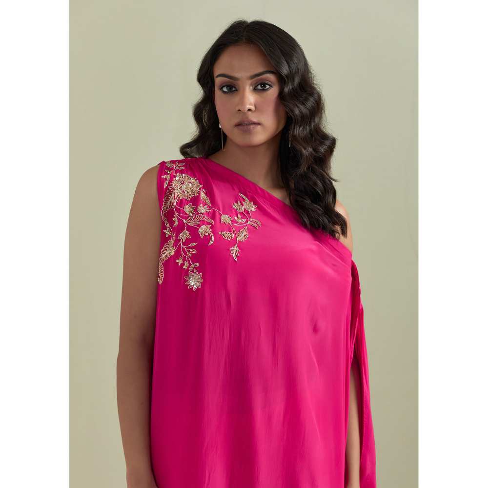 Priya Chaudhary Pink Embroidered Crepe Kurta