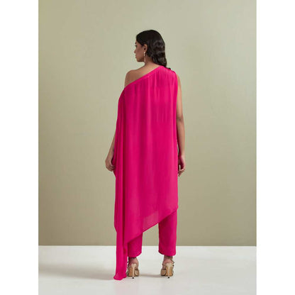 Priya Chaudhary Pink Embroidered Crepe Kurta