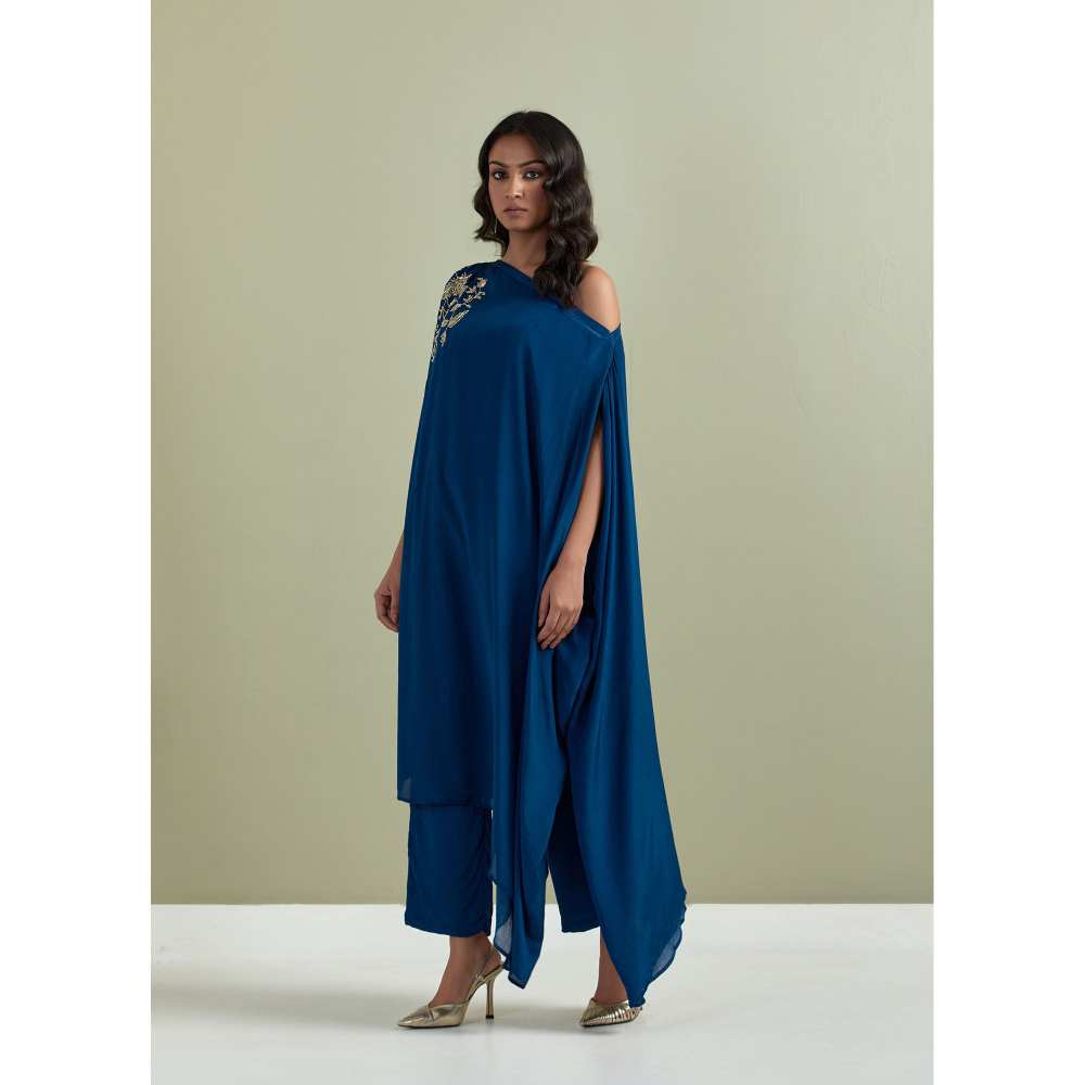 Priya Chaudhary Blue Embroidered Crepe Kurta with Pants (Set of 2)