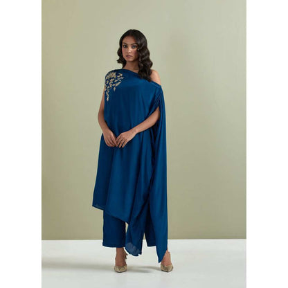 Priya Chaudhary Blue Embroidered Crepe Kurta