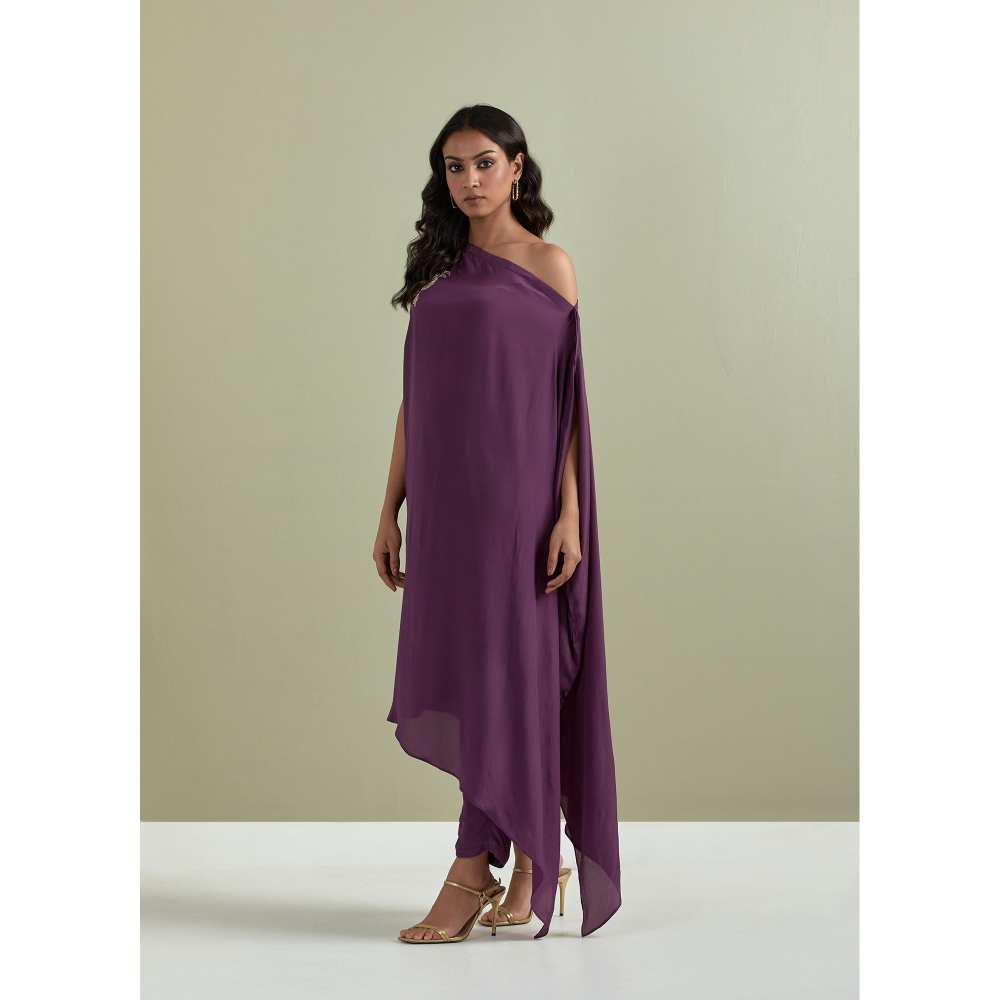 Priya Chaudhary Purple Embroidered Crepe Kurta with Pants (Set of 2)