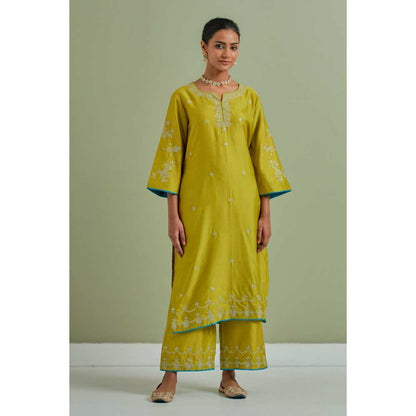 Priya Chaudhary Green Embroidered Chanderi Silk Kurta Palazzo and Dupatta (Set of 3)