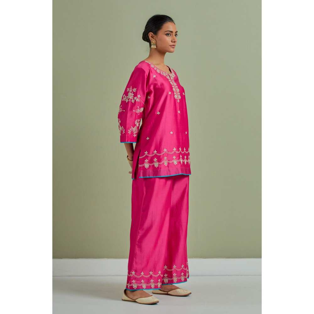 Priya Chaudhary Pink Embroidered Chanderi Silk Kurti with Palazzo (Set of 2)