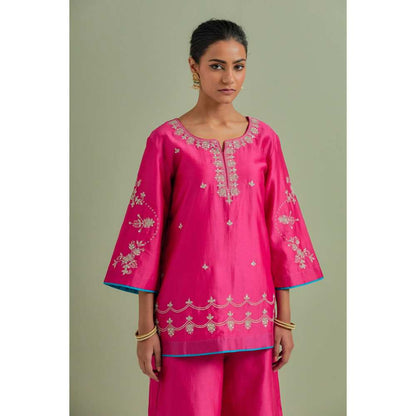Priya Chaudhary Pink Embroidered Chanderi Silk Kurta