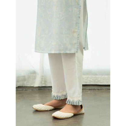 Roze Nazia Pant