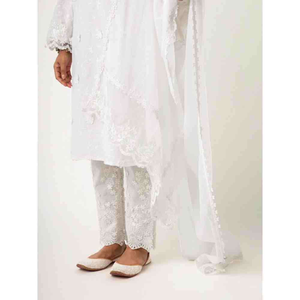 Roze Firosa Pant