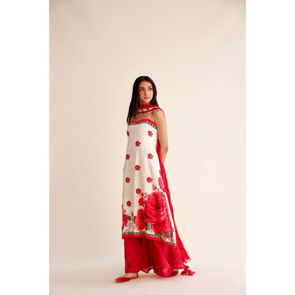 Roze Sufiya Chanderi Sleeveless Kurta (Set of 3)
