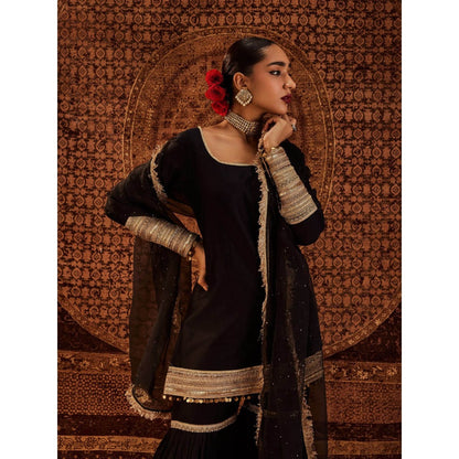 Roze Sultana Black Dupatta