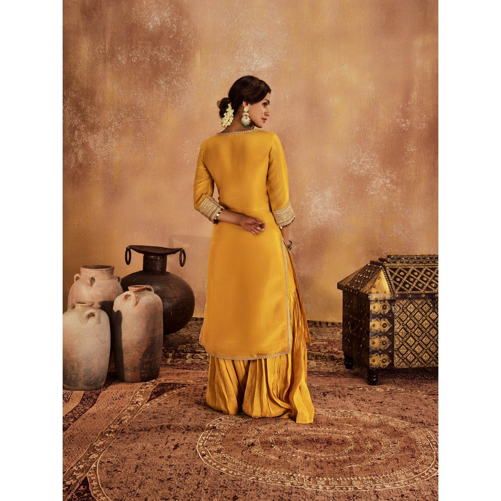 Roze Kainat Kurta with Sharara & Dupatta (Set of 3)