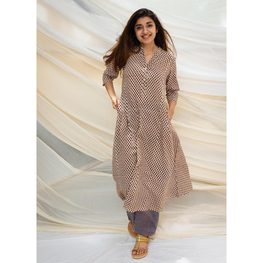 The Indian Ethnic Co. Ajrakh Beige Cotton Kurta