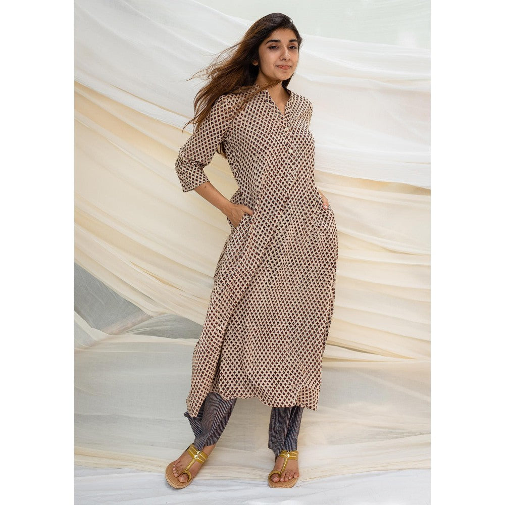 The Indian Ethnic Co. Ajrakh Beige Cotton Kurta