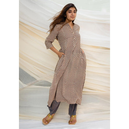 The Indian Ethnic Co. Ajrakh Beige Cotton Kurta