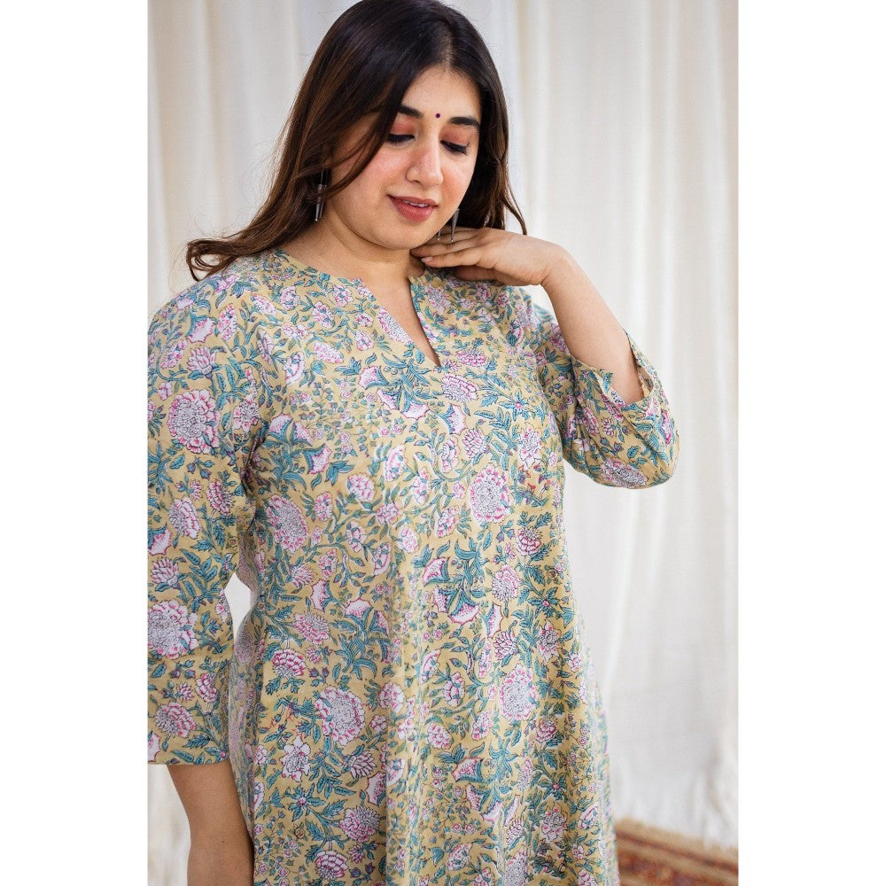 The Indian Ethnic Co. Sanganeri Yellow Cotton Kurta