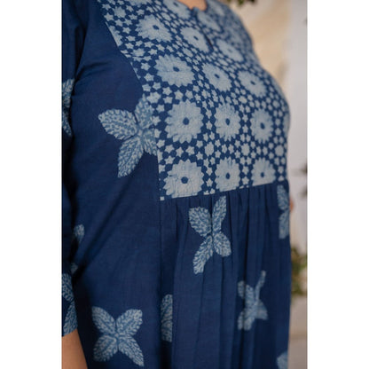 The Indian Ethnic Co. Blue Dabu Cotton Kurta