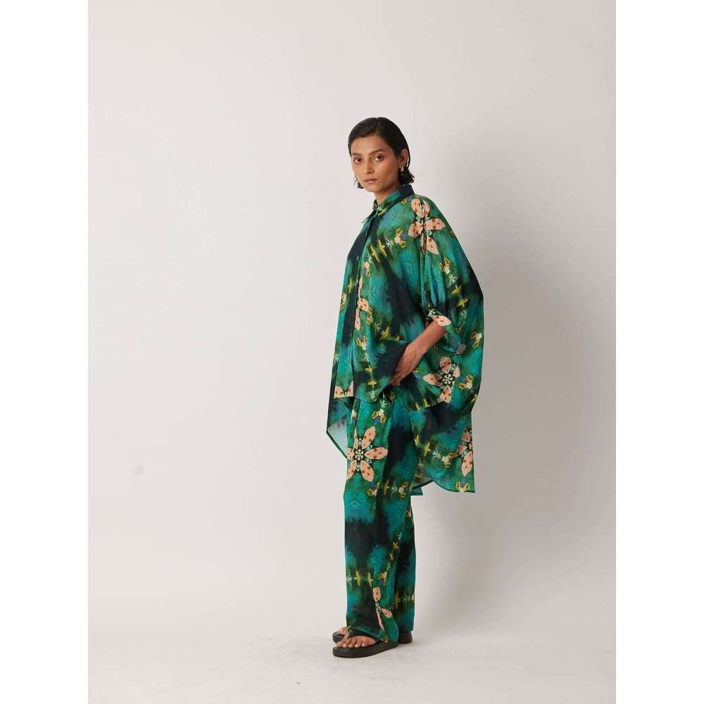 YAVI Women's Anigo Floral & Printed Green Pant